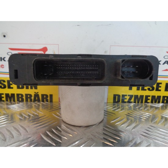 MODUL INCHIDERE CENTRALIZATA VOLKSWAGEN TOUAREG , AN 2002-2010
