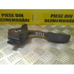 PEDALA ACCELERATIE TOYOTA RAV 4 2.2 D ,AN 2006-2012 ! PEDALA ACCELERATIE TOYOTA RAV 4 2.2 D ,AN 2006-2012 !
