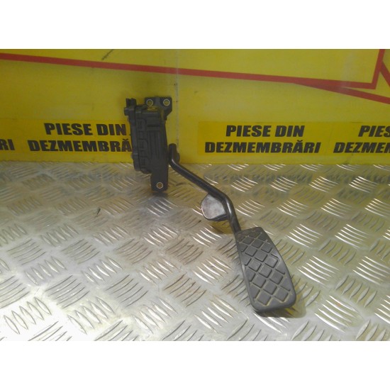 PEDALA ACCELERATIE VOLKSWAGEN PASSAT B 5.5 1.9 TDI ,AN 2001-2005 !