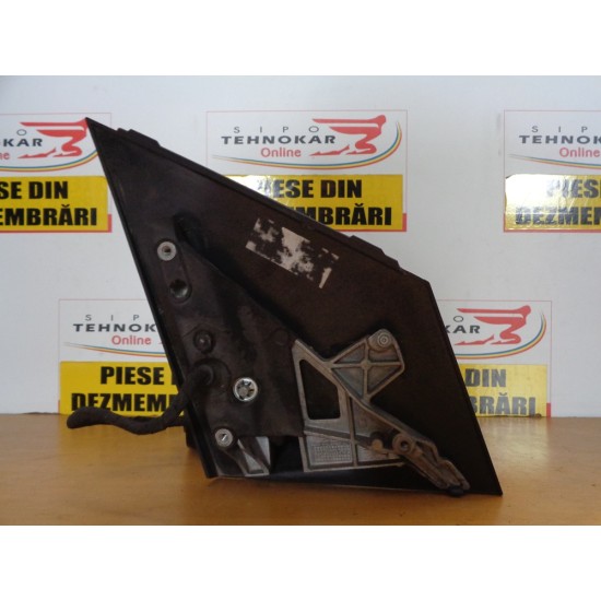 OGLINDA STANGA MERCEDES CLASA B , W246 AN 2011-2014, 13 FIRE , LUMINA AMBIENTALA 