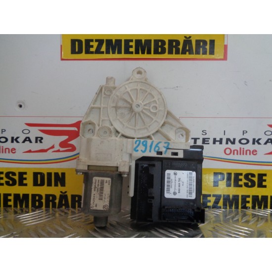MOTORAS MACARA DREAPTA FATA VOLKSWAGEN TIGUAN , AN 2008-2014