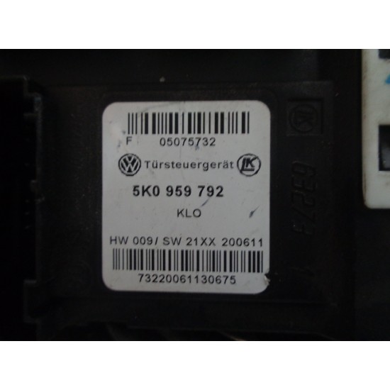 MOTORAS MACARA DREAPTA FATA VOLKSWAGEN TIGUAN , AN 2008-2014