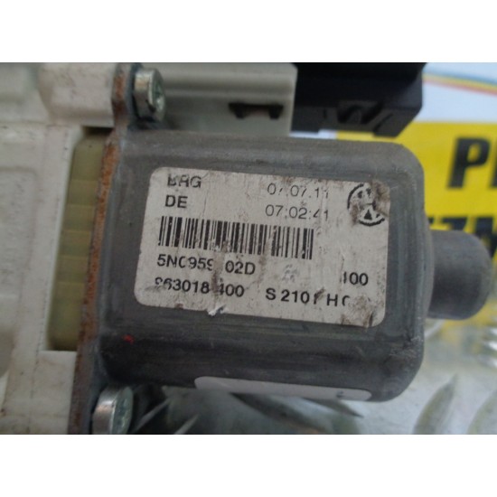 MOTORAS MACARA DREAPTA FATA VOLKSWAGEN TIGUAN , AN 2008-2014