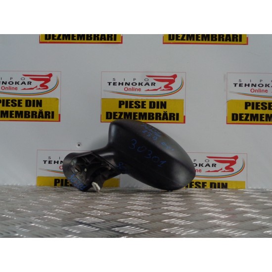 OGLINDA STANGA FIAT GRANDE PUNTO , AN 2005-2009, 5 FIRE 