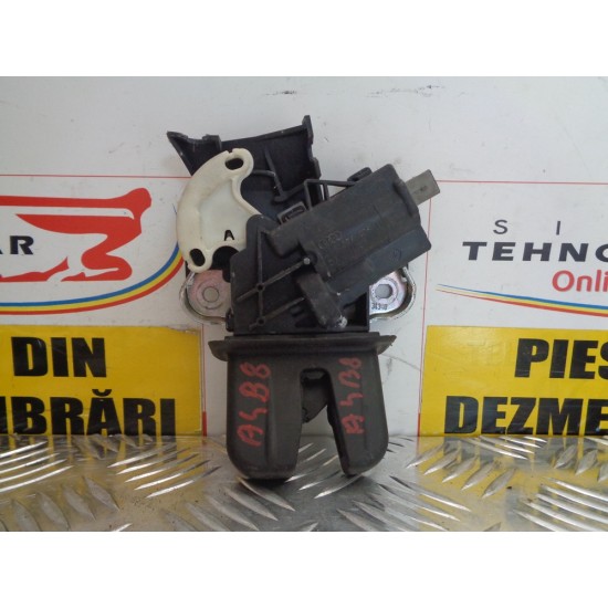 BROASCA PORTBAGAJ AUDI A4 B8 , AN 2009-2013