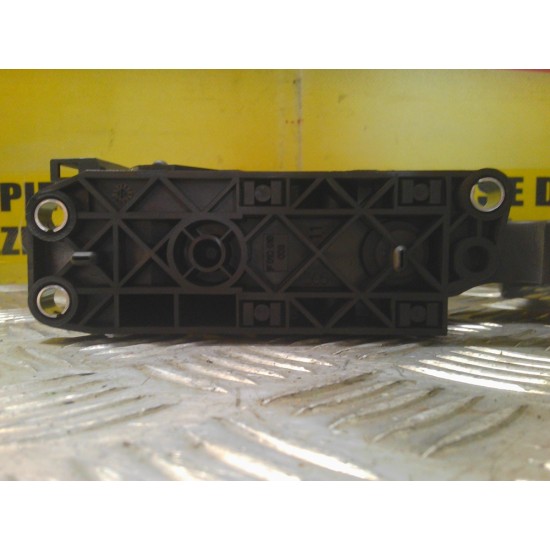 PEDALA ACCELERATIE VOLKSWAGEN POLO 1.4 TDI ,AN 2002-2008 !