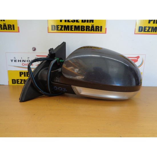 OGLINDA STANGA VOLKSWAGEN PASSAT B6, AN 2005-2010, 9 FIRE , GRI INCHIS , LUMINA AMBIENTALA 