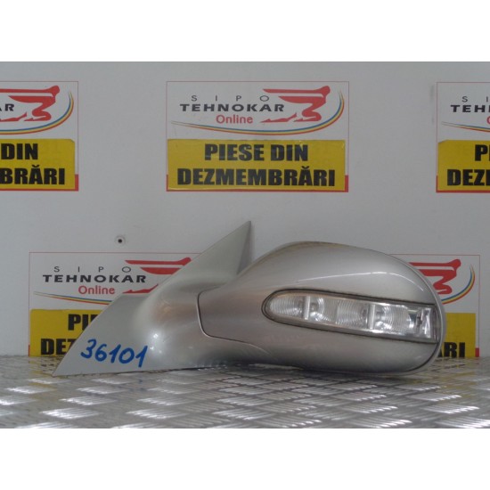 OGLINDA STANGA MERCEDES CLK C209 , AN 2001-2009, 15 FIRE 