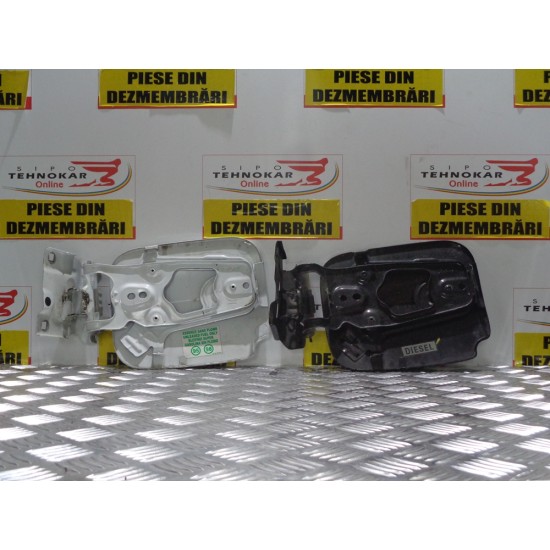 CAPAC REZERVOR DACIA DUSTER , AN 2010-2015