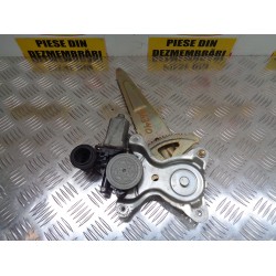 MACARA STANGA SPATE TOYOTA RAV 4 , AN 2000-2005