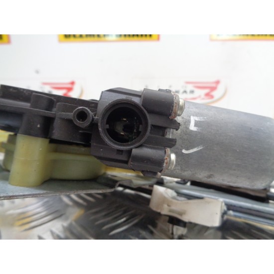 MACARA STANGA FATA RENAULT KANGOO ,  2008-2016