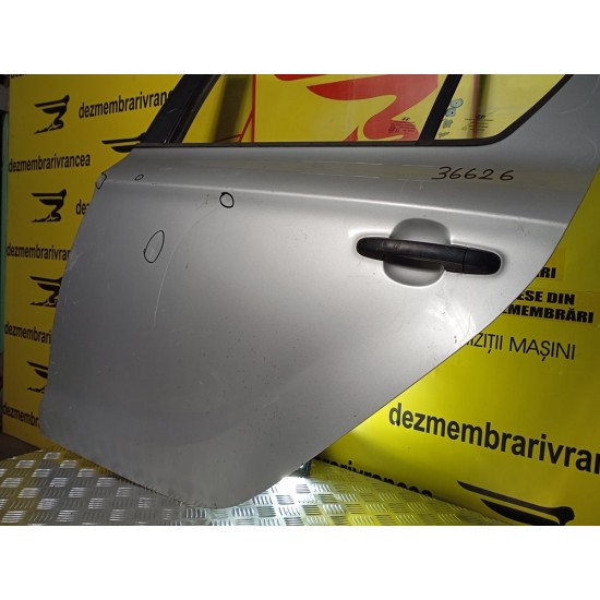 USA STANGA SPATE HYUNDAI I20 ,AN 2008-2012 !