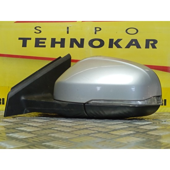OGLINDA STANGA VOLVO V40 , AN 2012-2019 , RABATARE ELECTRICA , 11 FIRE ! OGLINDA STANGA VOLVO V40 , AN 2012-2019 , RABATARE ELECTRICA , 11 FIRE !