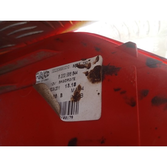 STOP DREAPTA RENAULT CLIO III , COMBI , AN 2009-2014 ! STOP DREAPTA RENAULT CLIO III , COMBI , AN 2009-2014 !