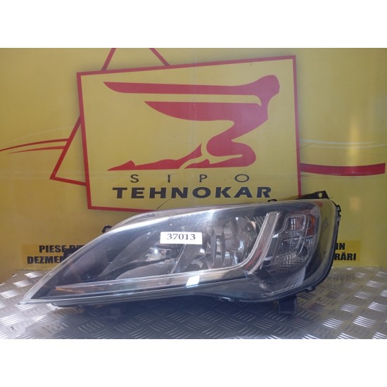 FAR STANGA PEUGEOT BOXER, CU UN DEFECT ,2.0 JTD , AN 2014-2020 ! FAR STANGA PEUGEOT BOXER, CU UN DEFECT ,2.0 JTD , AN 2014-2020 !