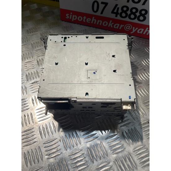 RADIO CD PLAYER AUDI A4 B8 ,AN 2008-2012 ! RADIO CD PLAYER AUDI A4 B8 ,AN 2008-2012 !