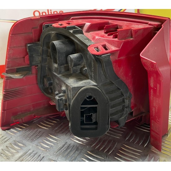STOP DREAPTA SEAT ALHAMBRA ,AN 2010-2019 !