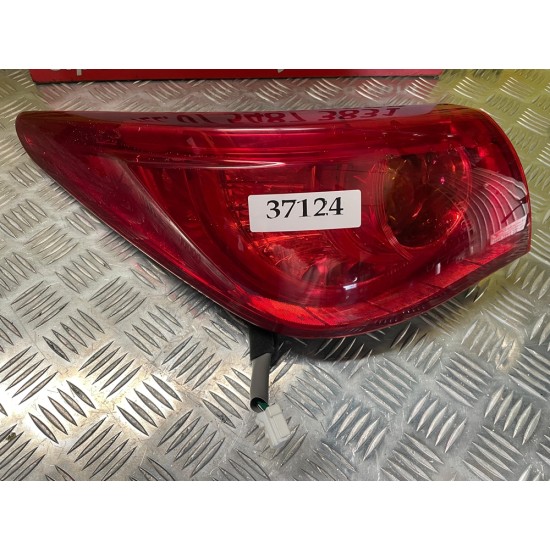 STOP STANGA INFINITI Q50 2.2 DIESEL ,AN 2013-2016 ! STOP STANGA INFINITI Q50 2.2 DIESEL ,AN 2013-2016 !