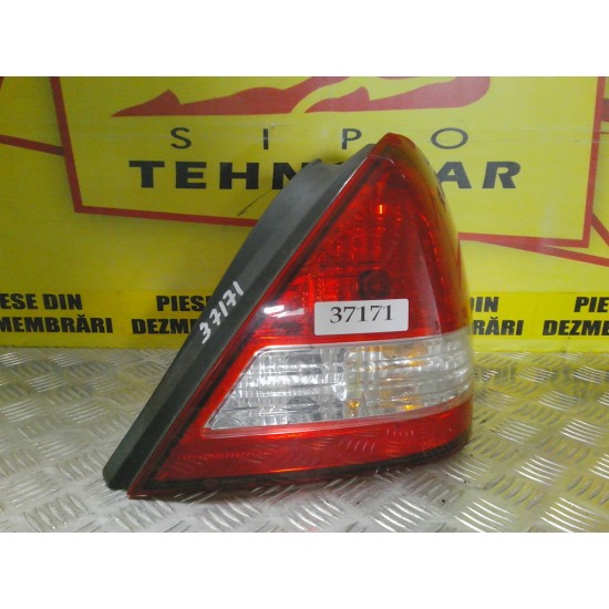 STOP DREAPTA NISSAN TIIDA ,AN 2004-2008 ,SEDAN ! STOP DREAPTA NISSAN TIIDA ,AN 2004-2008 ,SEDAN !