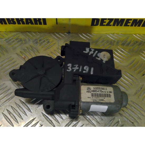 MOTORAS MACARA STANGA SPATE SKODA FABIA I ,AN 2000-2007 !