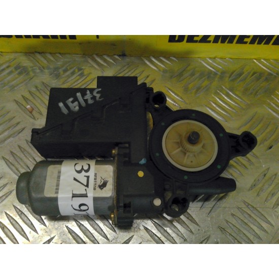 MOTORAS MACARA STANGA SPATE SKODA FABIA I ,AN 2000-2007 !