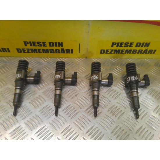 INJECTOR VOLKSWAGEN PASSAT B6 2.0 TDI , BMR ,AN 2005-2010 !