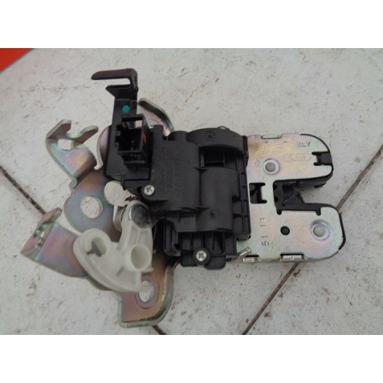 BROASCA HAION AUDI A1 2010-2017 BROASCA HAION AUDI A1 2010-2017