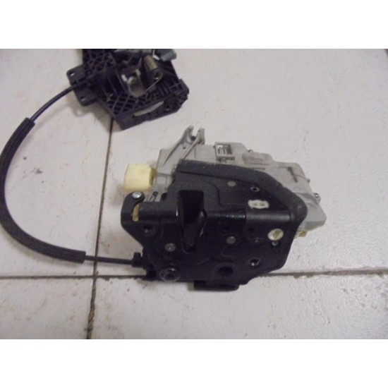 BROASCA USA DREAPTA FATA AUDI Q7 2006-2014