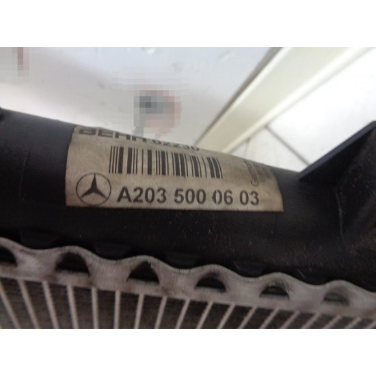 RADIATOR APA MERCEDES CLASA C 2.2 DIESEL 2000-2008