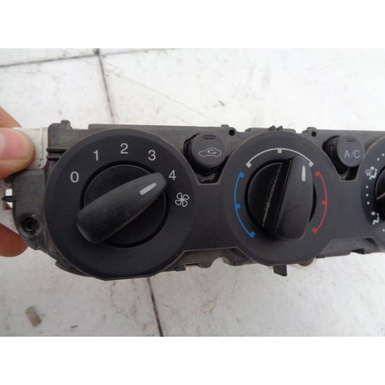 COMANDA AC FORD C-MAX 2004-2009 COMANDA AC FORD C-MAX 2004-2009