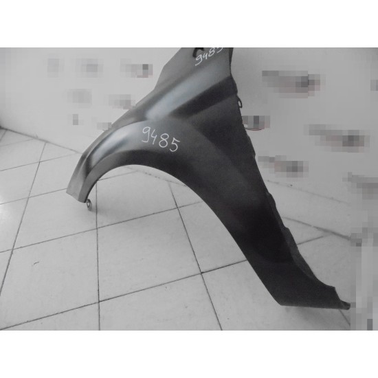 ARIPA STANGA FATA FORD FOCUS 2008-2011 ARIPA STANGA FATA FORD FOCUS 2008-2011