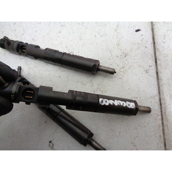 INJECTOARE RENAULT CLIO 1.5 DIESEL 2005-2010 INJECTOARE RENAULT CLIO 1.5 DIESEL 2005-2010