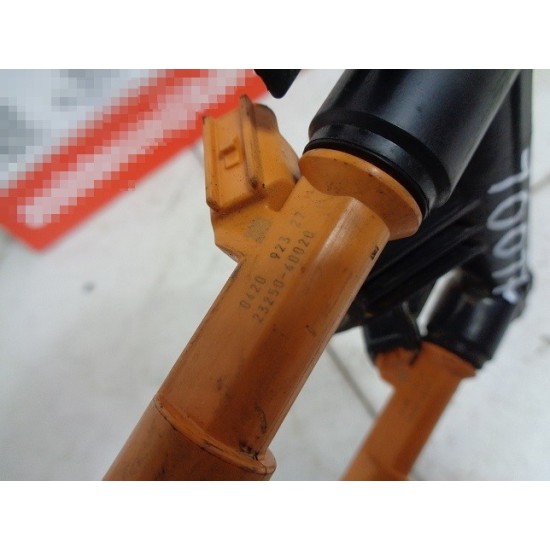 RAMPA INJECTOARE TOYOTA YARIS 1.0 BENZINA 2005-2011 RAMPA INJECTOARE TOYOTA YARIS 1.0 BENZINA 2005-2011