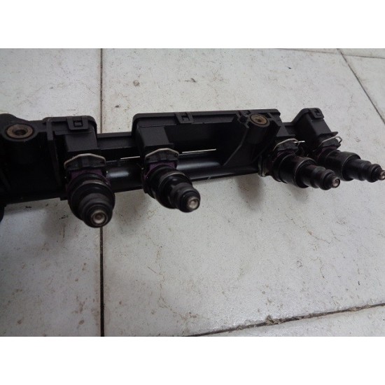 RAMPA INJECTOARE RENAULT CLIO 1.2 BENZINA 1999-2009