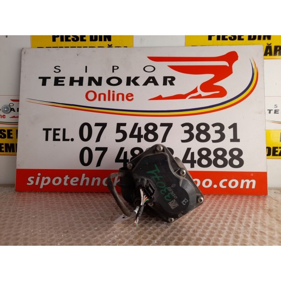 Valva EGR Dacia Duster 1.5 Dci an 2013 Valva EGR Dacia Duster 1.5 Dci an 2013