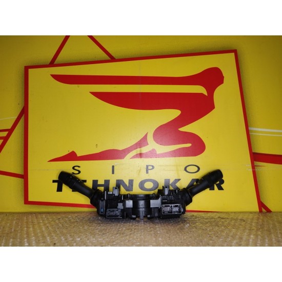 Bloc de lumini si maneta stergator Toyota Rav 4 an 2013-2018 Bloc de lumini si maneta stergator Toyota Rav 4 an 2013-2018