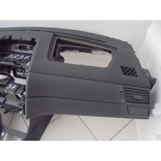Plansa bord Bmw X3 E83 an 2004-2010 Plansa bord Bmw X3 E83 an 2004-2010