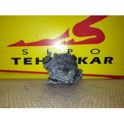Pompa vacuum Audi A4B8 2.0DIESEL 2009-2011 Pompa vacuum Audi A4B8 2.0DIESEL 2009-2011