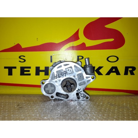 Pompa vacuum Audi A4B8 2.0DIESEL 2009-2011 Pompa vacuum Audi A4B8 2.0DIESEL 2009-2011