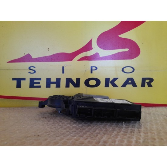 MOTORAS MACARA DREAPTA AUDI A4 B7, COMBI, 2004-2009