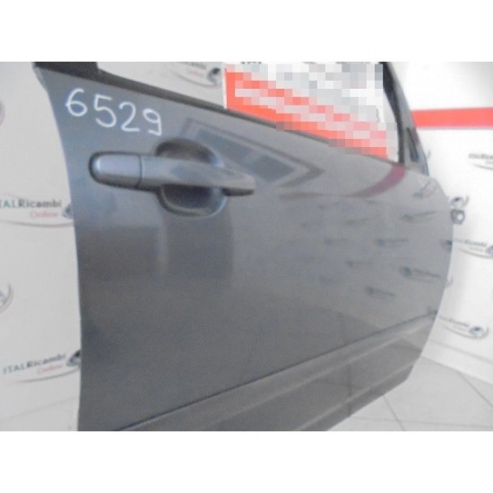 USA FATA DREAPTA TOYOTA COROLLA VERSO AN 2001-2004