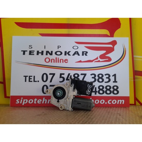 MOTORAS MACARA DREAPTA SPATE VOLKSWAGEN PASSAT SW 2005-2011