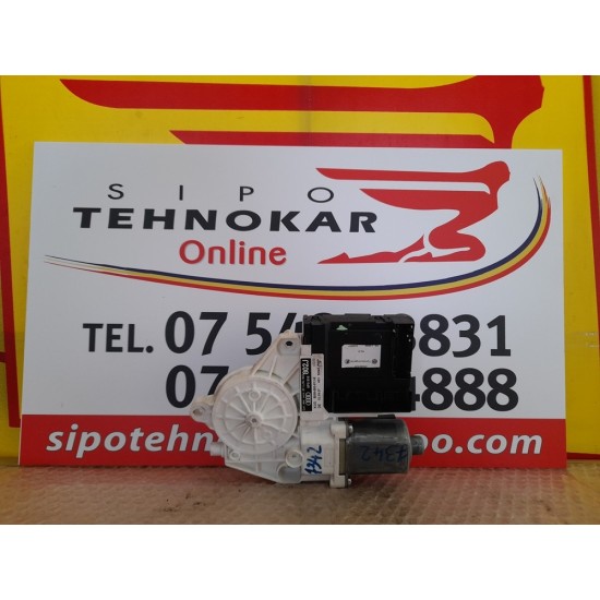 MOTORAS MACARA STANGA FATA AUDI A3 2003-2012 MOTORAS MACARA STANGA FATA AUDI A3 2003-2012