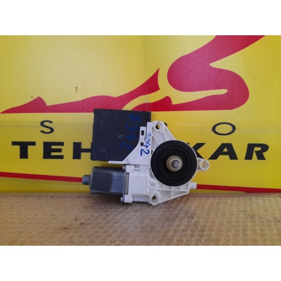 MOTORAS MACARA STANGA FATA AUDI A3 2003-2012 MOTORAS MACARA STANGA FATA AUDI A3 2003-2012