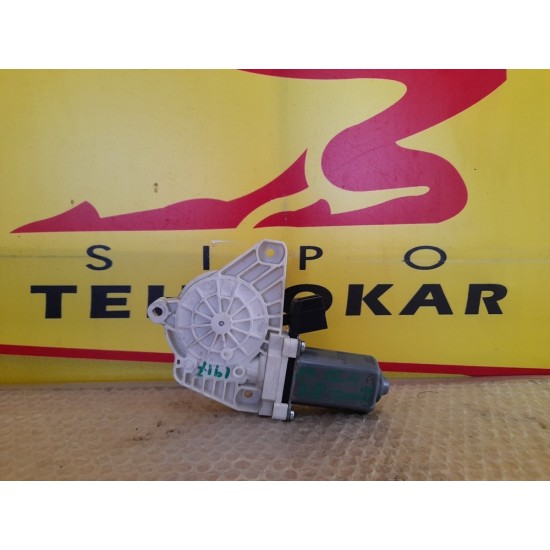 MOTORAS MACARA STANGA SPATE MERCEDES CLASA A/B 2004-2011 MOTORAS MACARA STANGA SPATE MERCEDES CLASA A/B 2004-2011