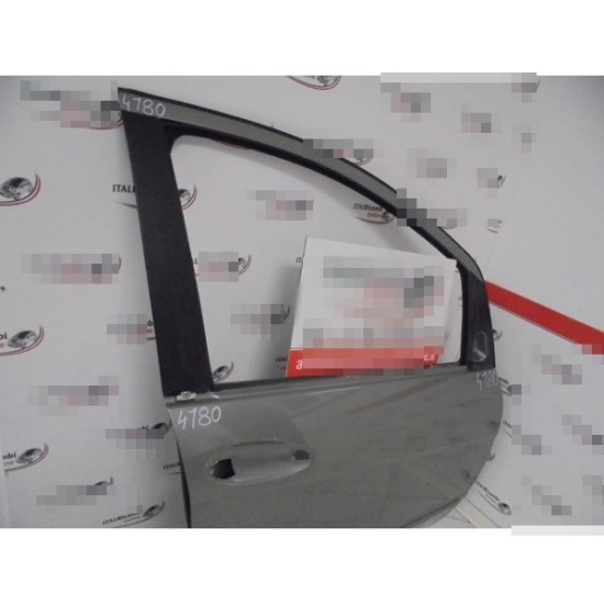 USA FATA DREAPTA MERCEDES CLASA A W169 AN 2004-2011 USA FATA DREAPTA MERCEDES CLASA A W169 AN 2004-2011