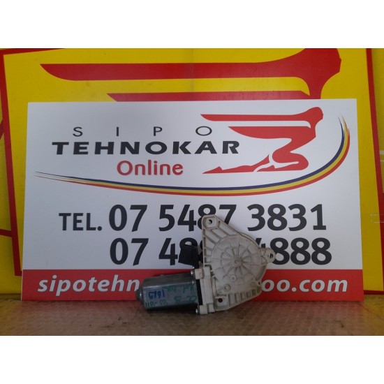 MOTORAS MACARA DREAPTA FATA MERCEDES CLASA B 2004-2011 MOTORAS MACARA DREAPTA FATA MERCEDES CLASA B 2004-2011