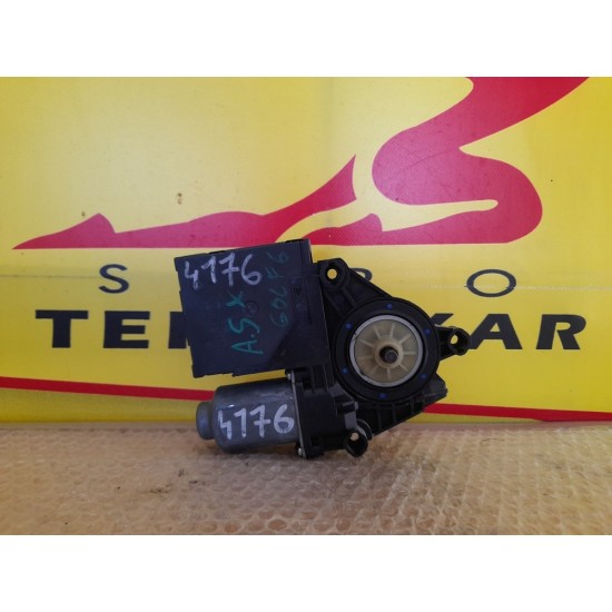 MOTORAS MACARA STANGA FATA VOLKSWAGEN GOLF VI 2008-2012 MOTORAS MACARA STANGA FATA VOLKSWAGEN GOLF VI 2008-2012