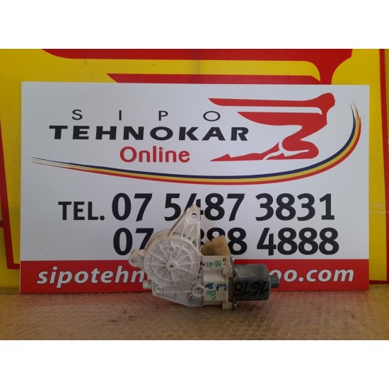 MOTORAS MACARA DREAPTA SPATE MERCEDES CLASA C 2008-2015 MOTORAS MACARA DREAPTA SPATE MERCEDES CLASA C 2008-2015