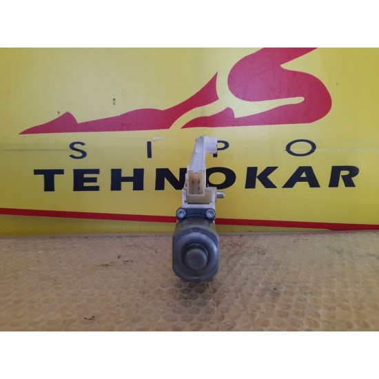 MOTORAS MACARA DREAPTA SPATE MERCEDES CLASA C 2008-2015 MOTORAS MACARA DREAPTA SPATE MERCEDES CLASA C 2008-2015